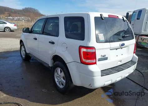 2012 Ford Escape Xls z USA, uszkodzony, nr VIN 1FMCU9C79CKA36255